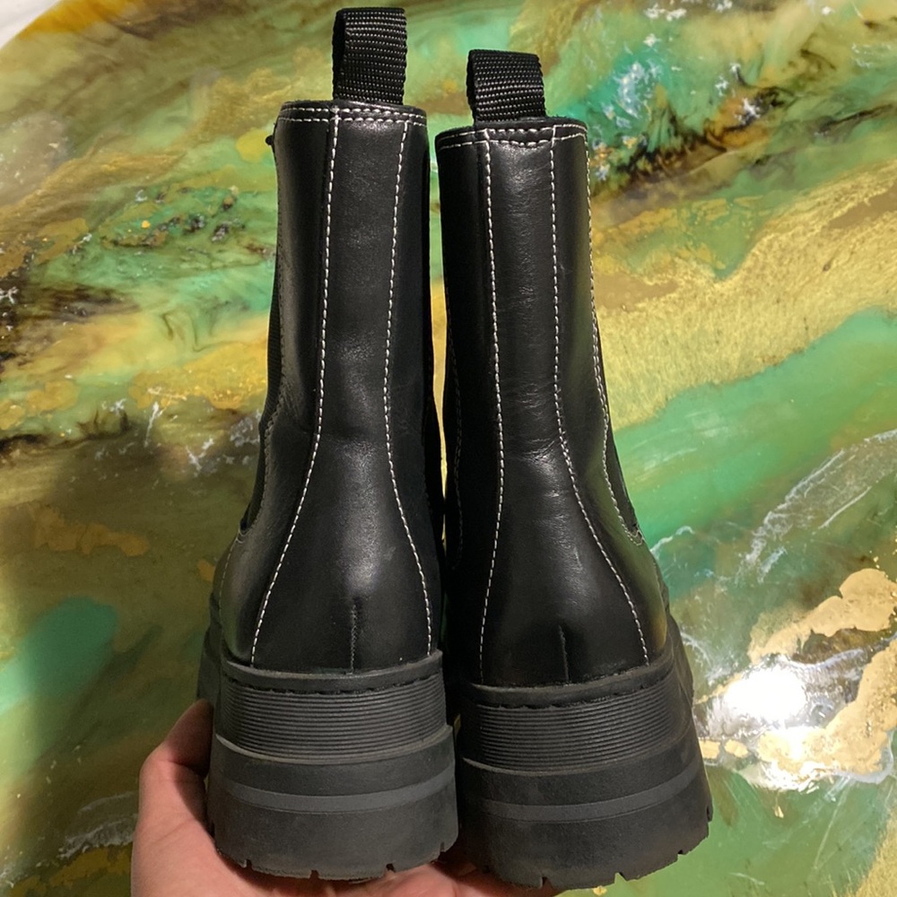 Marc Fisher LTD Pauline Lugsole Leather Bootie - Picture 4 of 6